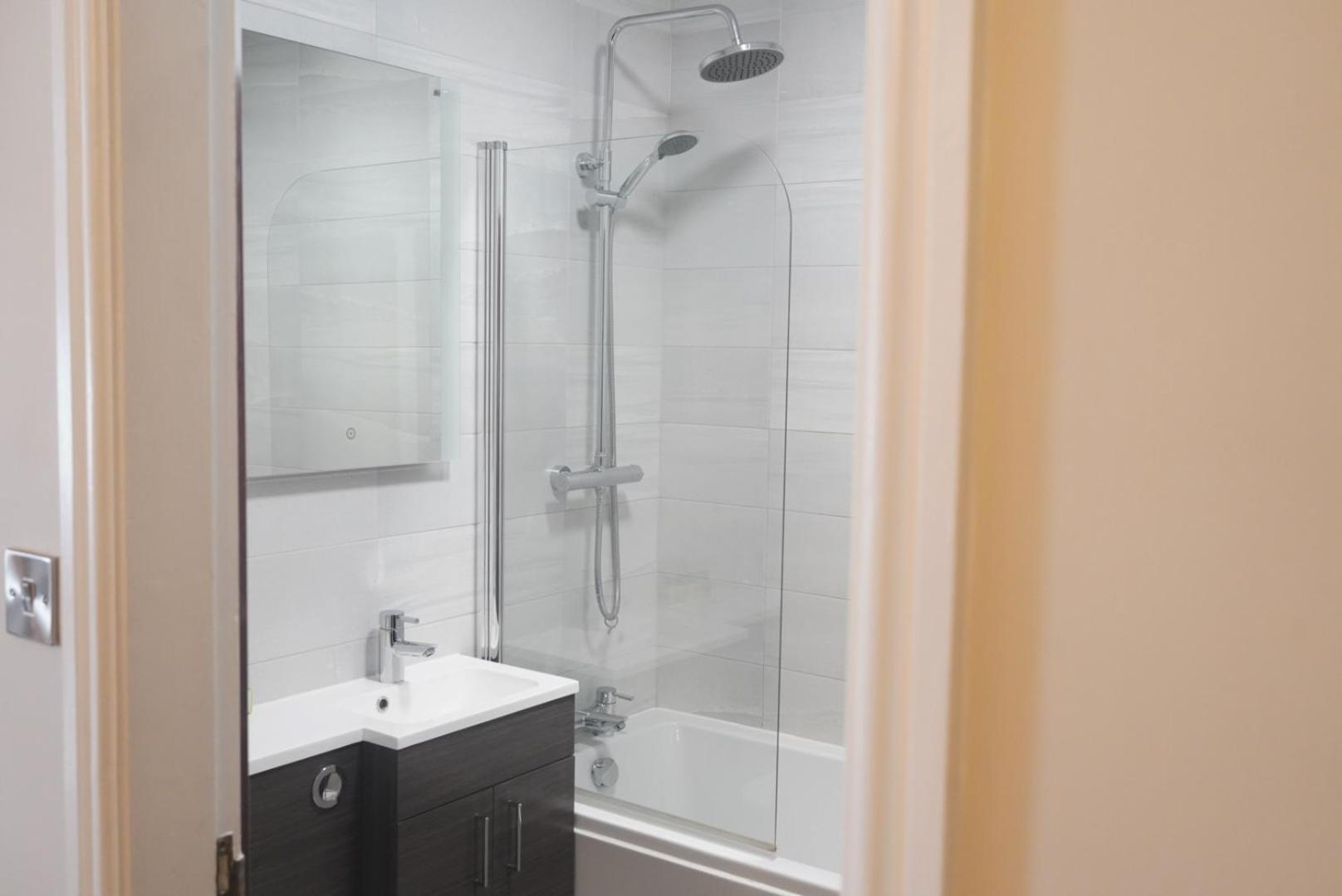 Tower Hotel Lincoln Ngoại thất bức ảnh